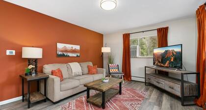 Terra Cotta Suite | Cozy Spot in Old Town FoCo