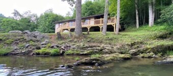 Creek Side Cottage in Valle Crucis