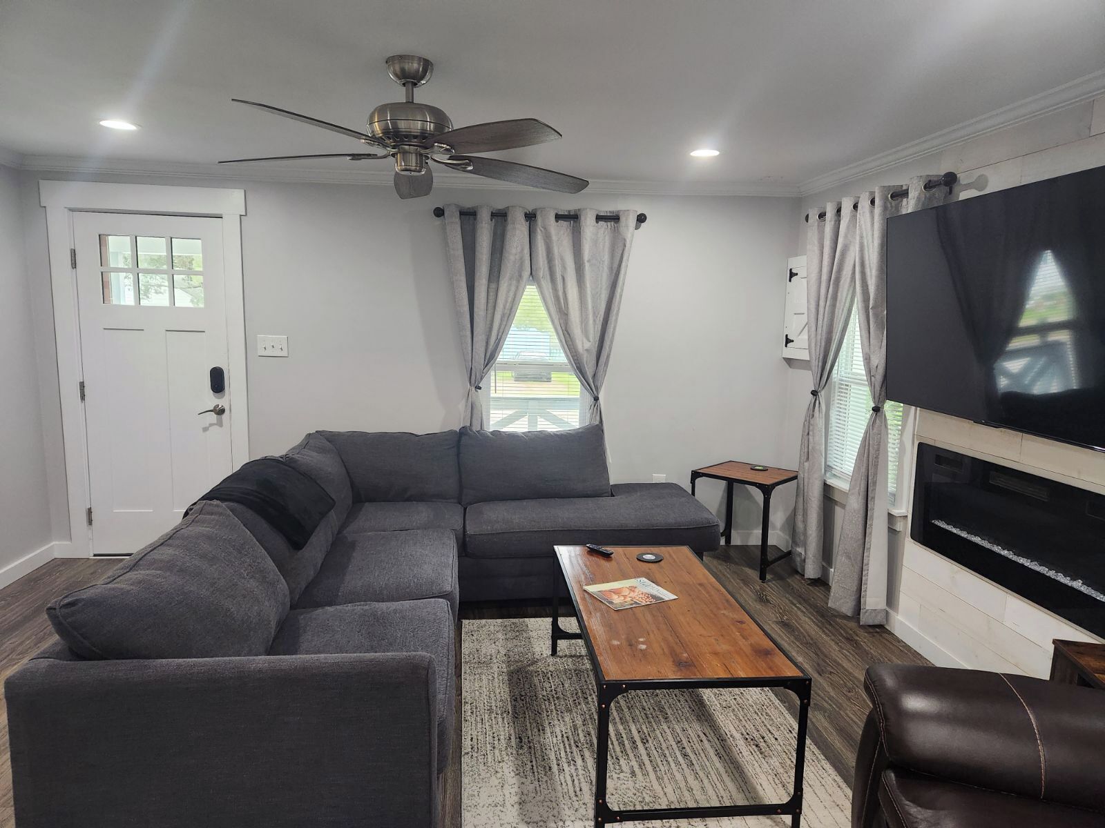 Coastal Getaway 5 Min From The Beach And Morehead's Waterfront - Atlantic Beach, NC