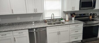 Coastal Getaway 5 min from the beach and Morehead's Waterfront