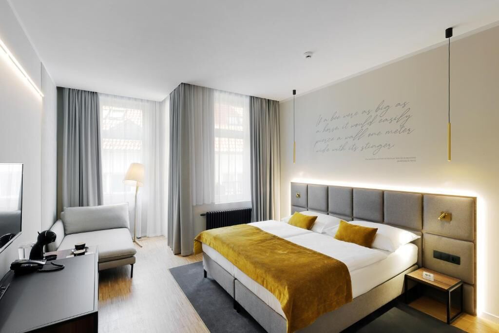 Phòng đôi hoặc 2 giường đơn Superior, ban công | Két bảo mật tại phòng, bàn ủi/dụng cụ ủi quần áo 