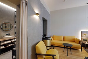 In-room safe, iron/ironing board, free WiFi, bed sheets - Hotel Prokop Square (Prague)