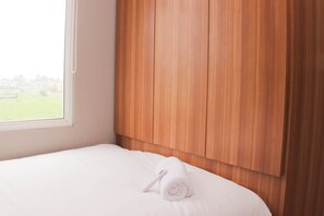 Apartment, 2 Bedrooms | 2 bedrooms, free WiFi - Fancy And Comfy 2Br Apartment At Springlake Summarecon (Bekasi)