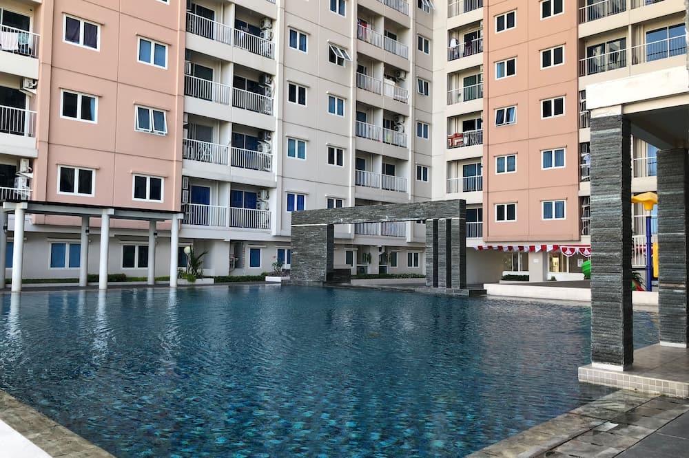Best Choice And Spacey 2Br Apartment At Puncak Bukit Golf Surabaya