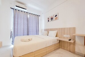 Free WiFi - Functional Studio At Sky House Bsd Apartment Near Aeon Mall (Pagedangan)