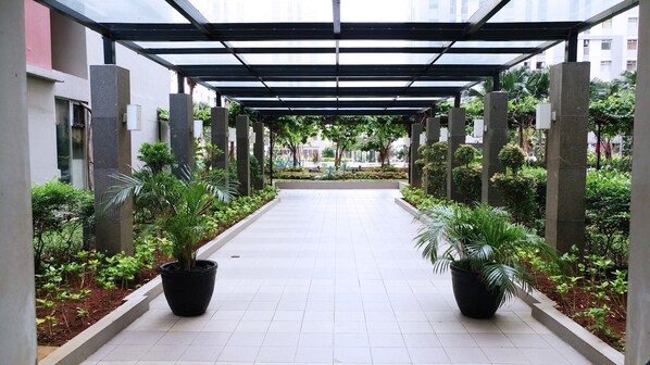 المنشأة من الخارج