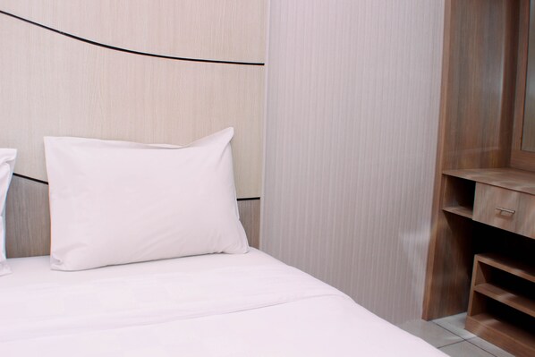 2 bedrooms, free WiFi - Nice And Best Deal 2Br At Green Pramuka City Apartment (Jakarta)