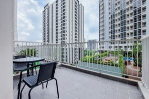 إستديو | شرفة