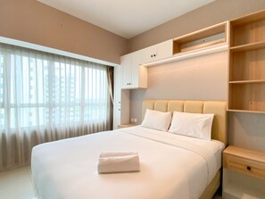 Free WiFi - Restful And Functional Studio Apartment At Springlake Summarecon Bekasi (Bekasi)