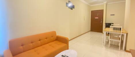 Appartement, 2 chambres | Salle de séjour