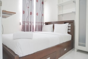 2 bedrooms, free WiFi - Luxury 2Br At 8Th Floor Menteng Square Apartment (Jakarta)