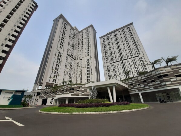 Exterior - Nice And Comfy Studio Apartment Akasa Pure Living Bsd (South Tangerang)