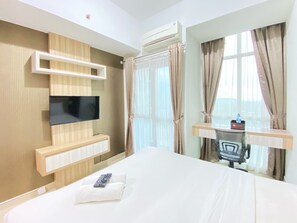 Free WiFi - Simply And Homey Designed Studio Room At Taman Melati Jatinangor Apartment (Hegarmanah)