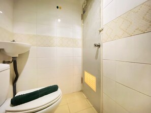 Apartamento, 1 quarto | Banheiro | Chuveiro, produtos de toalete grátis