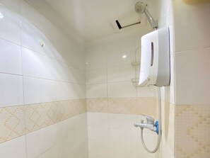 Apartamento, 1 quarto | Banheiro | Chuveiro, produtos de toalete grátis