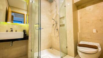 Apartment, 2 Bedrooms | Bathroom | Shower, free toiletries