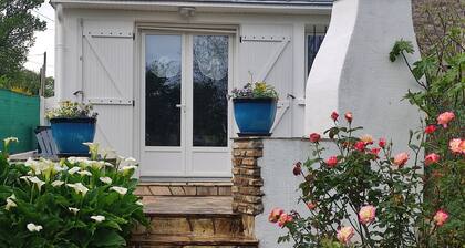 L'Orchidée - Two Bedroom House, Sleeps 6