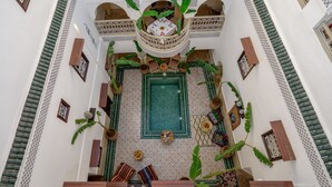 واجهة المنشأة