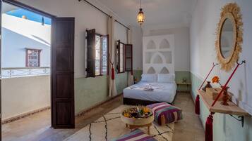 Wi-Fi de cortesia, roupa de cama