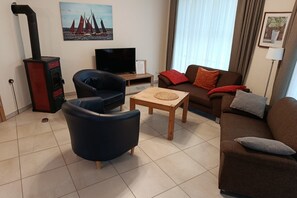 TV, peis og stereoanlegg