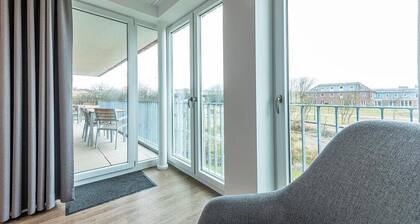 Top Ferienapartment in Strandnähe mit Toller Loggia, Zwei Bädern & Sauna im Haus