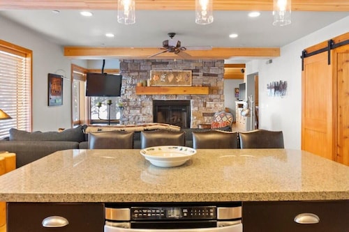 3BR Townhome/Incredible Location