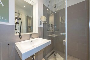 Dusche, Haartrockner