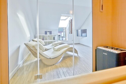 120 qm große Ferienwohnung am Leuchtturm mit Sauna und toller Dachterrasse