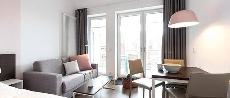 Télévision, chaîne hi-fi