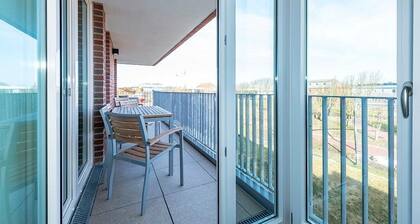 Top Apartment in StrandnÀhe mit Toller Loggia, Zwei BÀdern und Sauna im Haus!