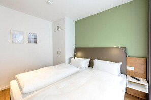 1 bedroom, free WiFi - Tolles Ferienapartment in Ruhiger Lage mit Überdachter Terrasse in Strandnähe (Nordseeheilbad Bensersiel)