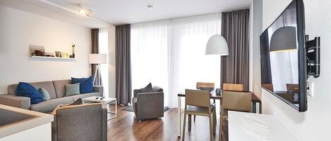 Télévision, chaîne hi-fi