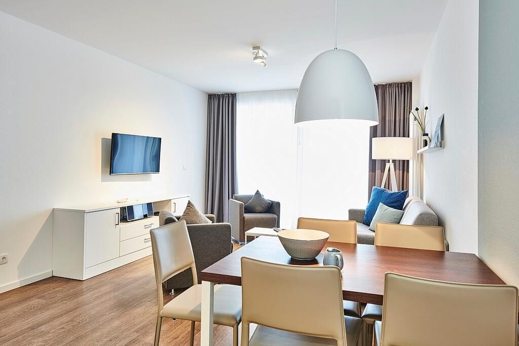 Familienapartment Nahe Nordsee Mit Balkon Inkl. Schwimmbad- & Saunanutzung - Bensersiel