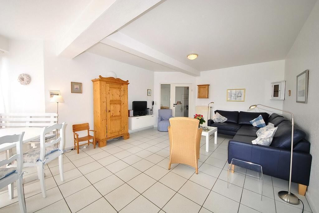 Familien-ferienwohnung Mit Terrasse, Strandkorb & Gartenzugang - 70 M Zum Strand - Wangerooge