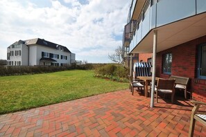 Property grounds - Familien-ferienwohnung mit Terrasse, Strandkorb & Gartenzugang - 70 m zum Strand (Nordseeheilbad Wangerooge)