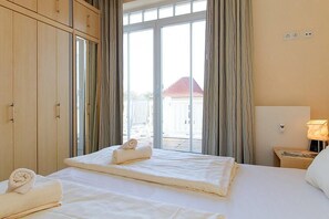 2 Schlafzimmer, Bügeleisen/Bügelbrett, kostenloses WLAN