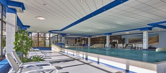 Strandnahes Apartment mit Terrasse Inkl. Parkplatz, Schwimmbad- & Saunanutzung