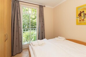 2 Schlafzimmer, Bügeleisen/Bügelbrett, kostenloses WLAN