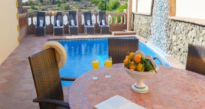 Villa Las Palomas 2 - Three Bedroom Villa, Sleeps 5