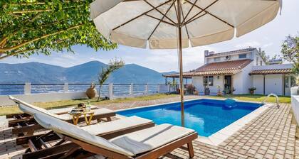 Villa Aloupi - Trois Chambres Villa, Couchages 6