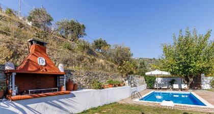 Villa Aloupi - Three Bedroom Villa, Sleeps 6
