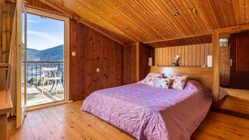 3 chambres, fer et planche Ă repasser, Wi-Fi, draps fournis