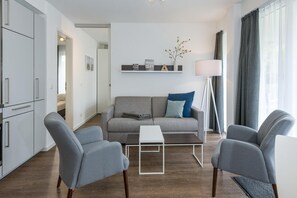 Télévision, chaîne hi-fi