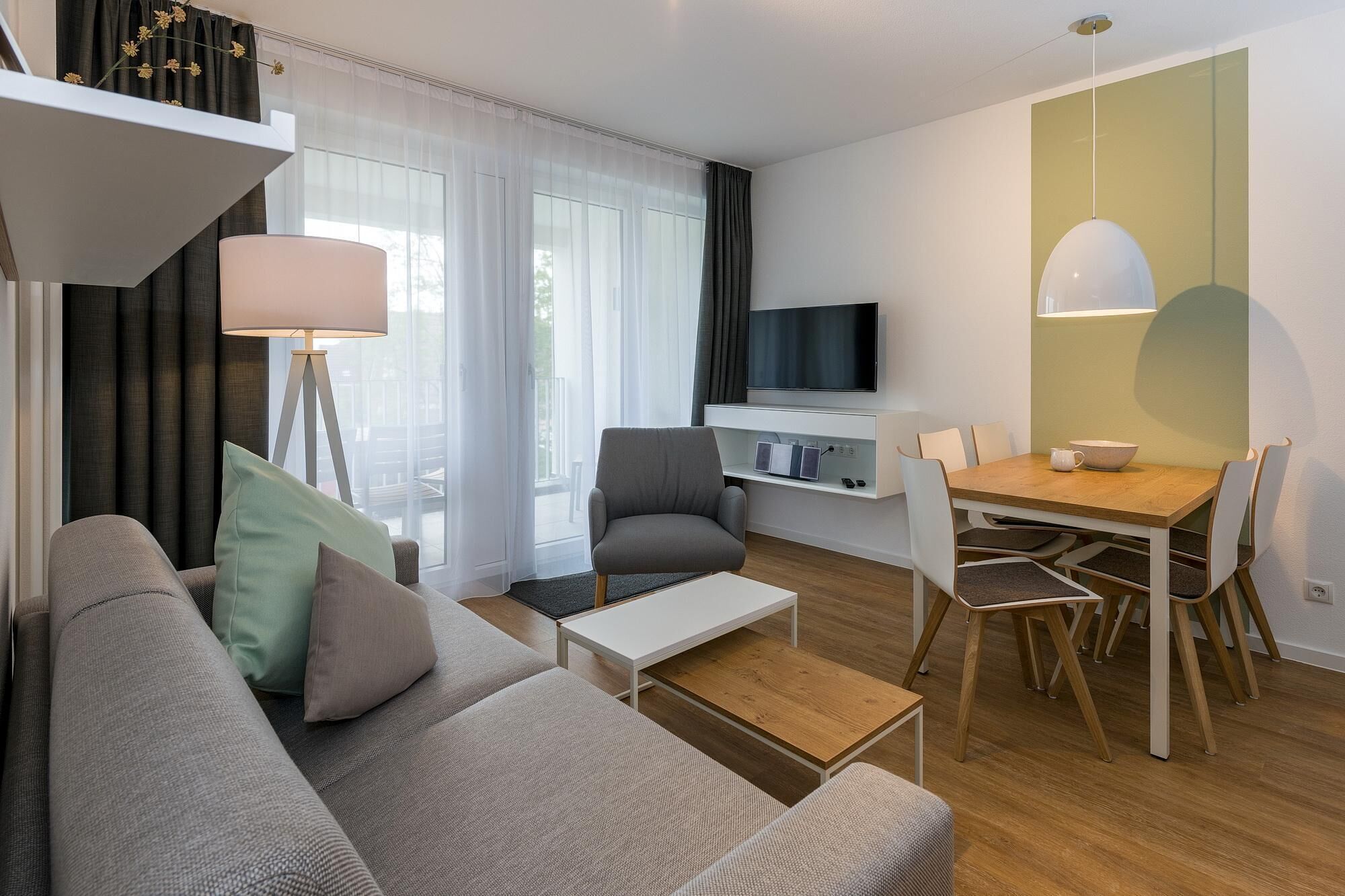 Strandnahes Apartment Mit Balkonen Inkl. Parkplatz, Schwimmbad- & Saunanutzung - Bensersiel