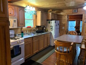 Oven, stovetop - Middle Pond Cabin- Direct ATV & Snowmobile Access (Pittsburg)