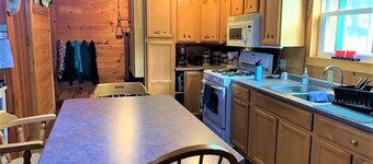 Middle Pond Cabin- Direct ATV & Snowmobile Access