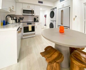 Fridge, microwave, oven, stovetop - 110 - SOFI 2 Bedroom - Heated Pool, 2 blocks from Beach! (Miami Beach)