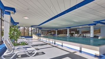 Innenpool, beheizter Pool