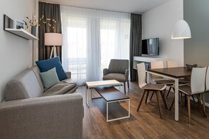 Télévision, chaîne hi-fi