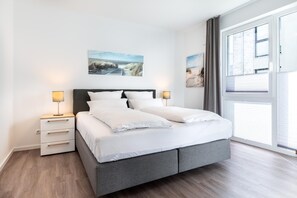 1 chambre, fer et planche à repasser, accès au Wi-Fi (inclus)